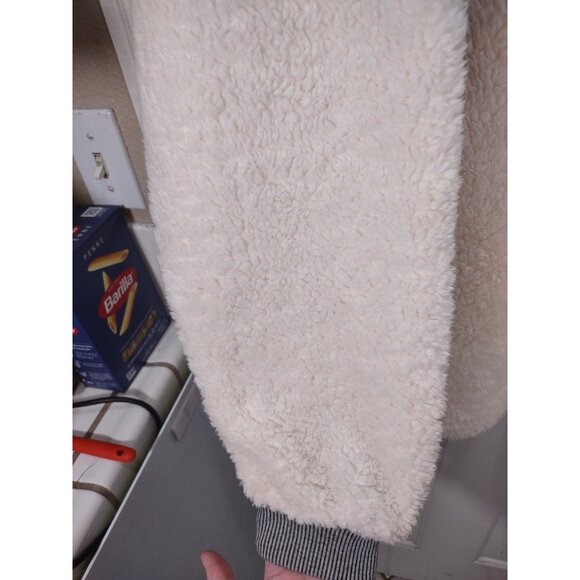 Walt Disneyland Resort Spirit Jersey XL Sherpa Fleece Fuzzy Heather Gray - Picture 5 of 7